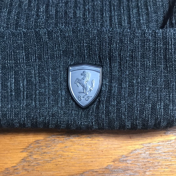 Puma Toque - Metal Ferrari Emblem - Picture 3 of 9
